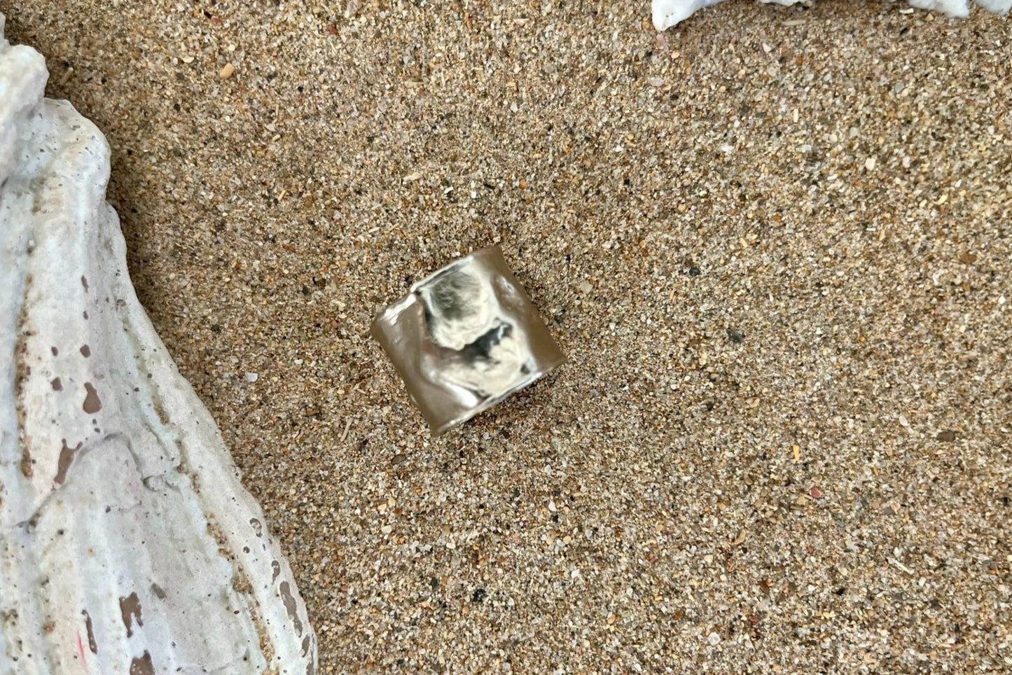 Dubai Skyline Ring (W)