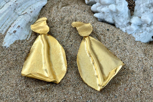 Dubai Essence Earrings